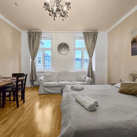 Davidov Stays Danube Wien Eksteriør bilde